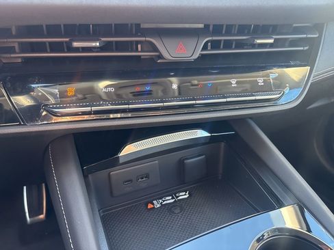New 2026 Buick Envision Sport Touring AWD/4WD image 17