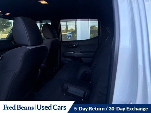 Used 2022 Toyota Tacoma TRD Sport w/ Technology Package AWD/4WD image 23