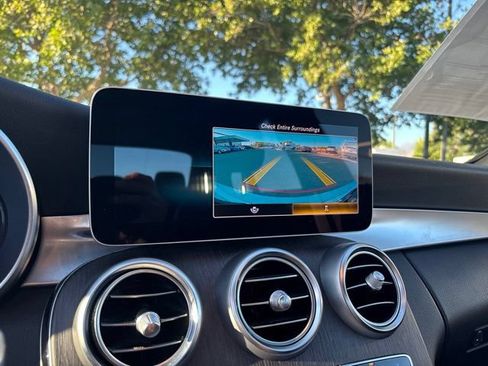 Used 2020 Mercedes-Benz C 300 Sedan image 26