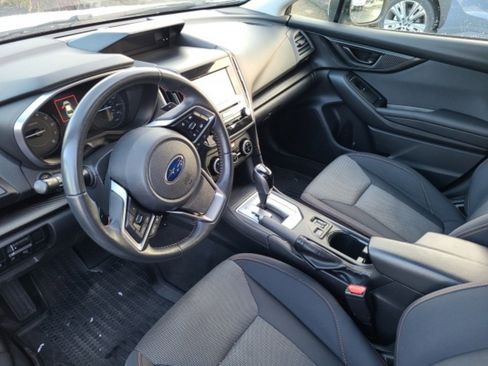 Used 2023 Subaru Crosstrek 2.0i Premium image 8