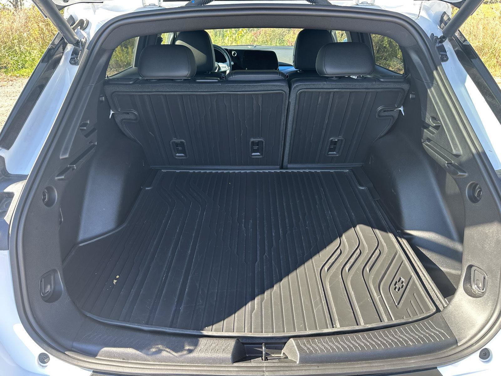 Used 2025 Chevrolet Equinox EV LT w/ Convenience Package FWD image 31