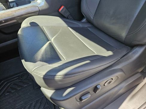 Used 2024 Chevrolet Silverado 1500 LTZ w/ LTZ Premium Package image 8