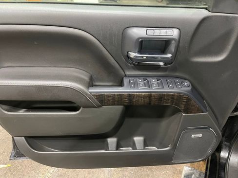 Used 2015 GMC Sierra 1500 Denali w/ Driver Alert Package image 29