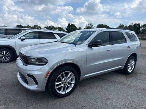 Used 2024 Dodge Durango GT AWD/4WD image 2