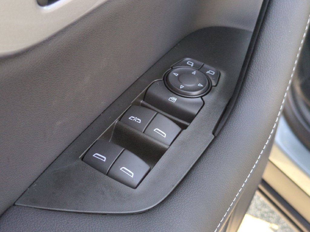 New 2026 Chevrolet Blazer LT w/ Convenience Package FWD image 11