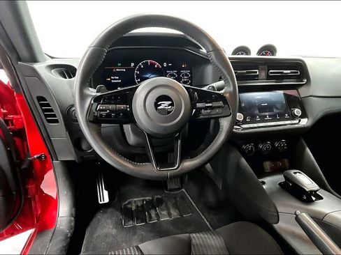 Used 2025 Nissan Z Sport w/ Floor Mat Package image 7