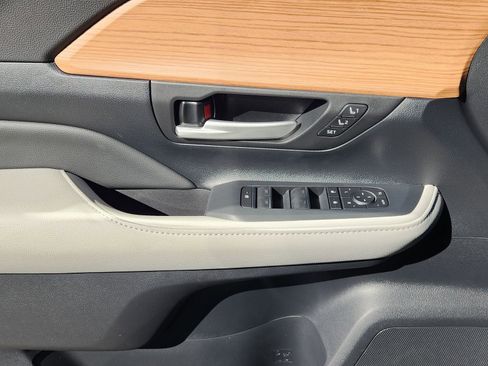New 2026 Toyota Grand Highlander Limited image 21
