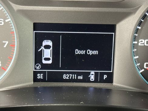 Used 2024 Chevrolet Malibu LT FWD image 21