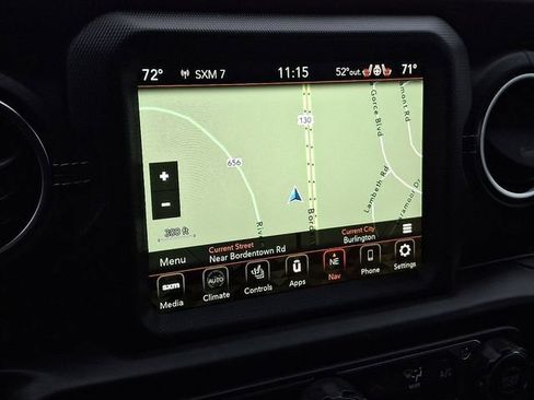 Used 2023 Jeep Wrangler Unlimited Sahara w/ Cold Weather Group image 17