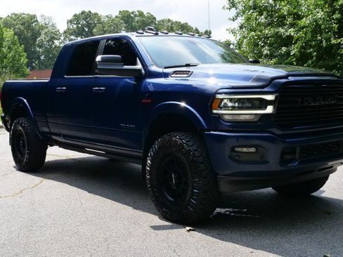 Used 2022 RAM 2500 Laramie AWD/4WD image 4
