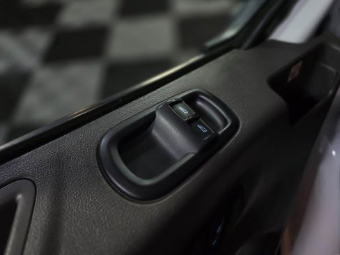 Used 2020 Ford Transit 350 XLT image 28