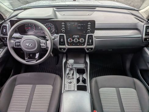 Used 2021 Kia Sorento LX FWD image 29