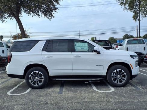New 2026 Chevrolet Tahoe LS image 3