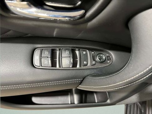 Used 2023 INFINITI QX80 Sensory w/ All-Season Package AWD/4WD image 25