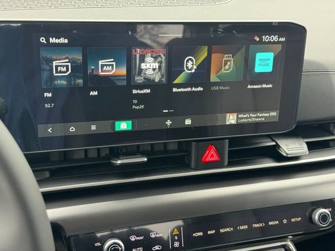 New 2026 Kia Carnival LXS image 18