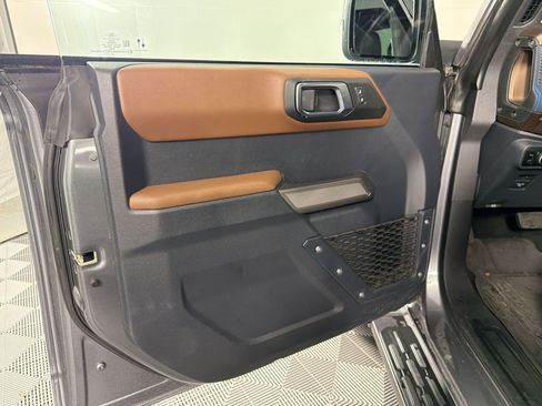Used 2023 Ford Bronco Outer Banks AWD/4WD image 14