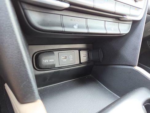 Used 2020 Hyundai Santa Fe SEL FWD image 14