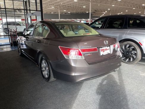Used 2011 Honda Accord LX-P image 3