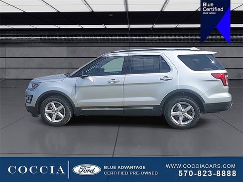 Certified 2016 Ford Explorer XLT w/ Equipment Group 202A image 9
