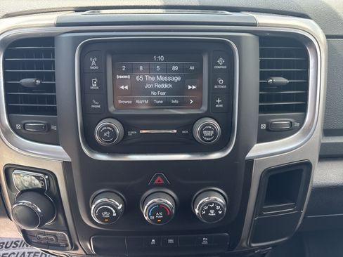 Used 2019 RAM 1500 Warlock AWD/4WD image 15
