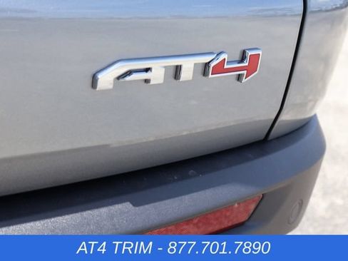 New 2026 GMC Acadia AT4 w/ Luxury Package AWD/4WD image 9