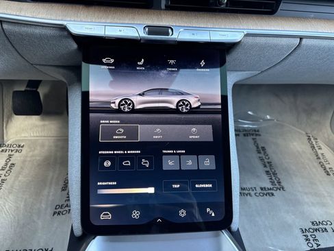 Used 2024 Lucid Air Touring AWD/4WD image 17