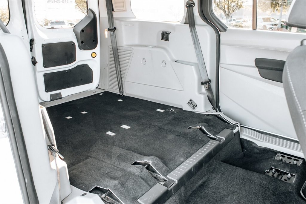 Used 2022 Ford Transit Connect XLT FWD image 27