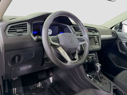 Used 2023 Volkswagen Tiguan S FWD image 9
