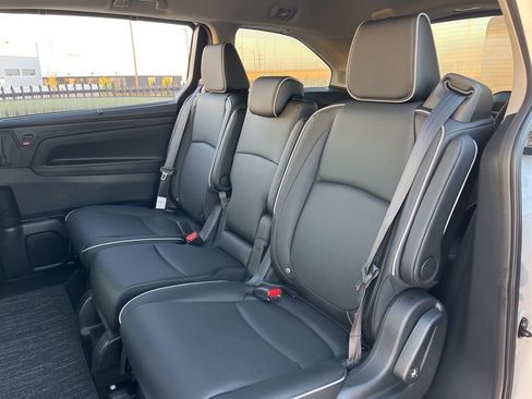 New 2026 Honda Odyssey Elite image 14