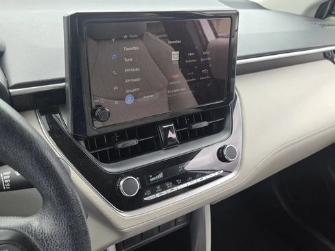 Used 2023 Toyota Corolla Cross L FWD image 18