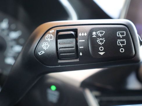 Used 2022 Ford Escape SEL image 32