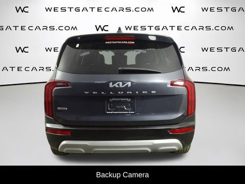 Used 2022 Kia Telluride LX image 4