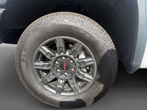Used 2024 GMC Sierra 1500 AT4X AWD/4WD image 14