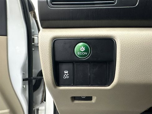 Used 2015 Honda Accord EX image 33