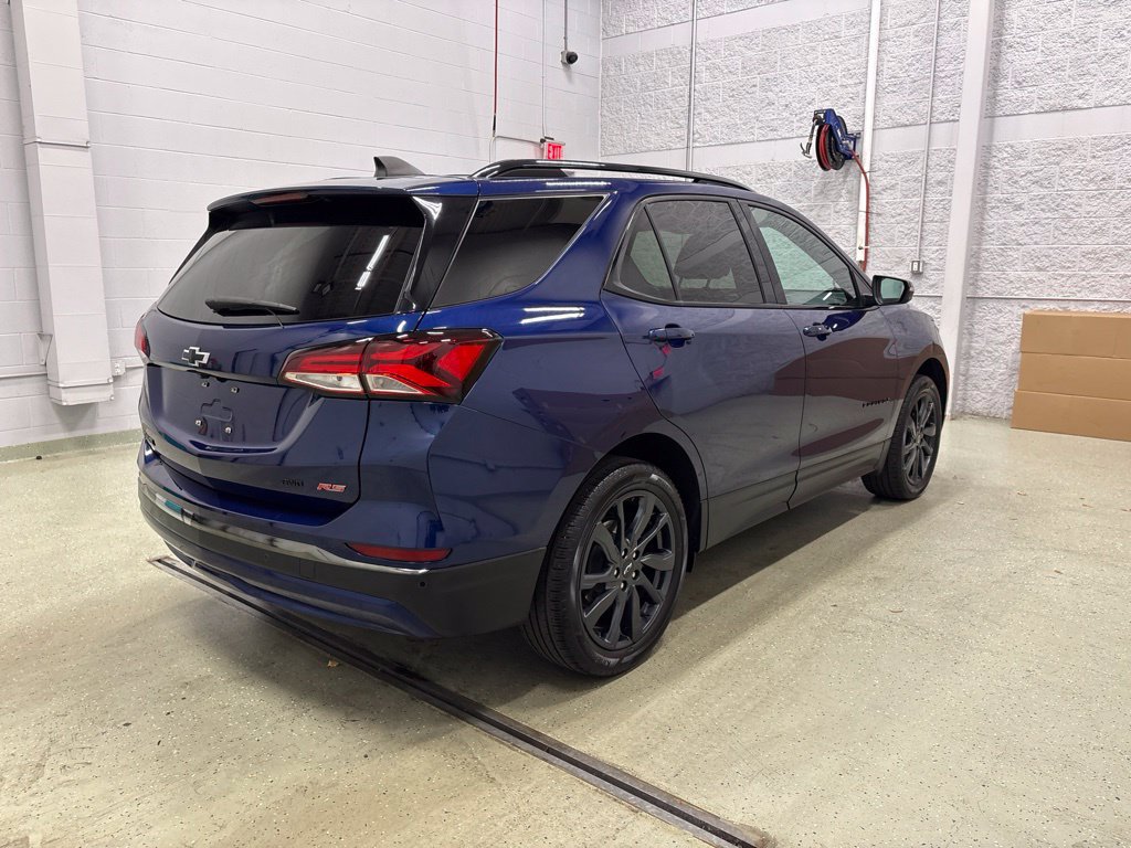 Used 2023 Chevrolet Equinox RS AWD/4WD image 4