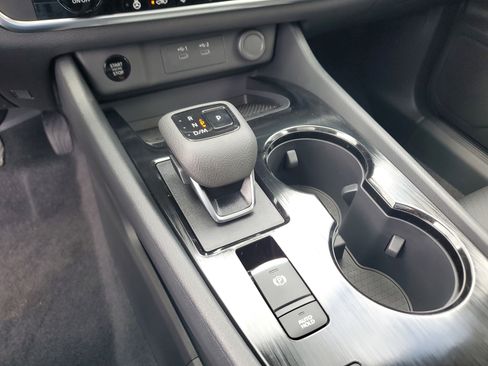 New 2026 Nissan Rogue SV FWD image 18