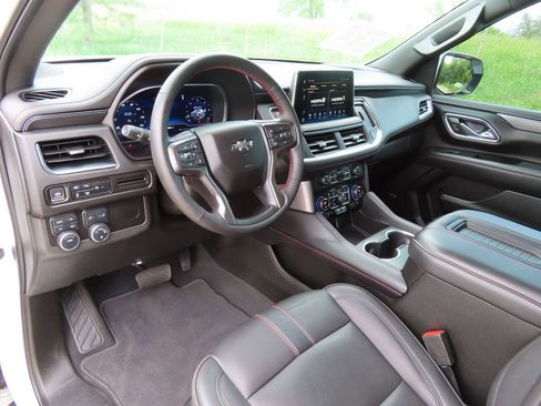 Certified 2023 Chevrolet Tahoe RST w/ Luxury Package AWD/4WD image 4