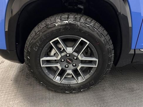 New 2026 GMC Terrain AT4 AWD/4WD image 10
