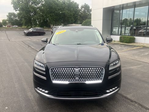 Used 2023 Lincoln Nautilus Reserve w/ Equipment Group 202A AWD/4WD image 2