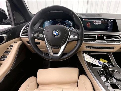 Used 2022 BMW X5 xDrive45e image 5