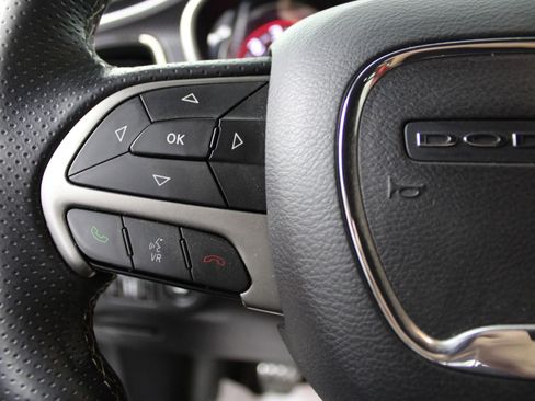 Used 2017 Dodge Challenger SRT Hellcat image 14