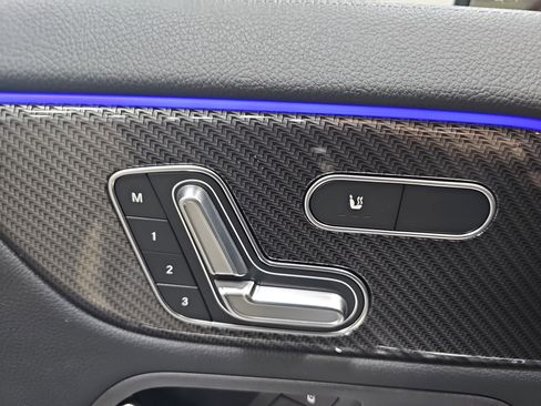 New 2026 Mercedes-Benz GLA 35 AMG 4MATIC image 30