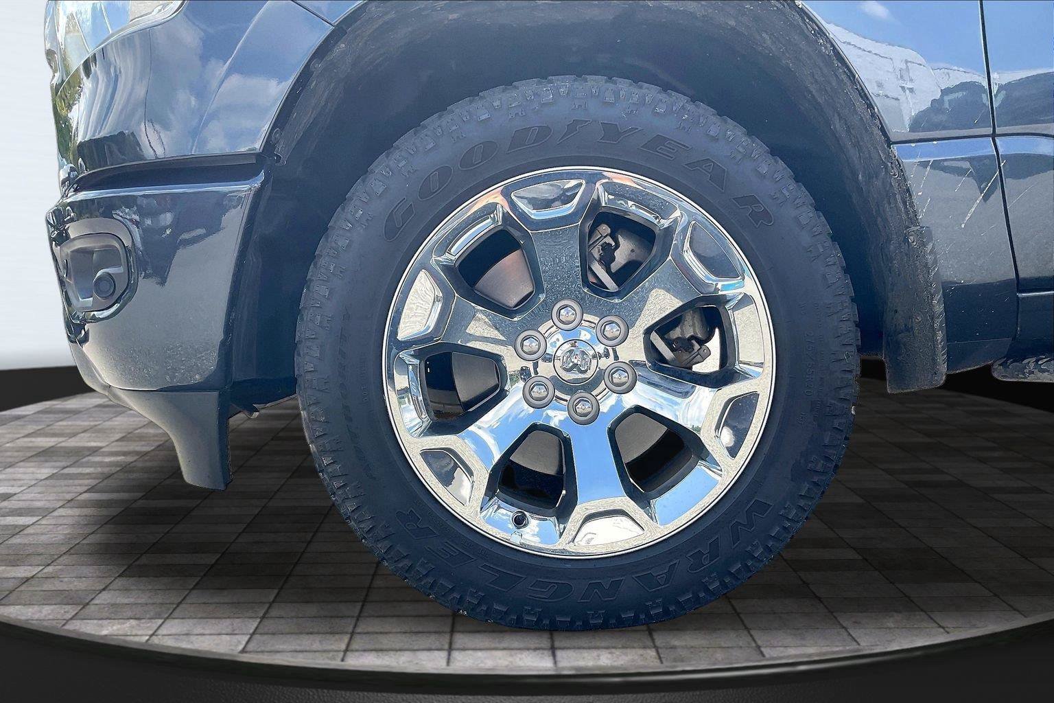 Used 2021 RAM 1500 Big Horn AWD/4WD image 9