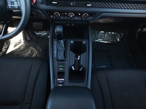 Used 2024 Honda Accord EX image 29
