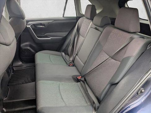 Used 2024 Toyota RAV4 XLE image 18