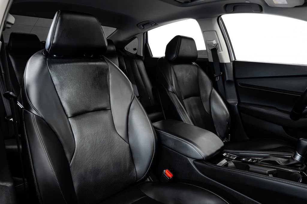 Used 2024 Honda Accord Touring image 32