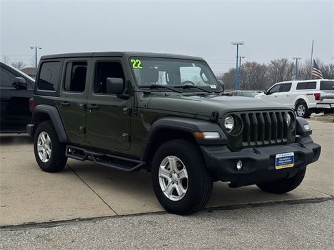Used 2022 Jeep Wrangler Unlimited Sport image 31