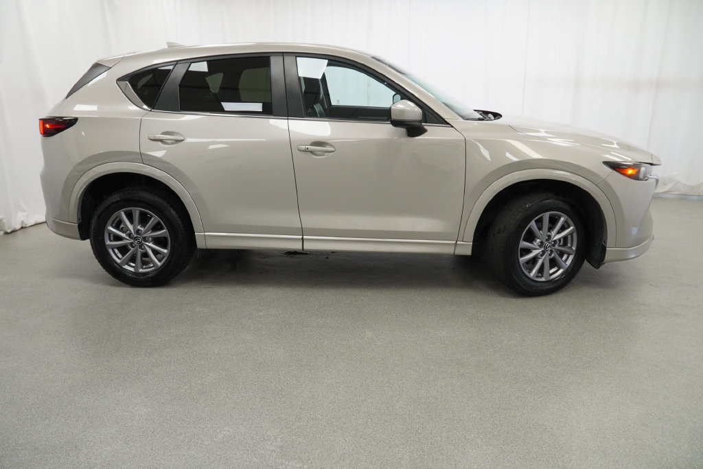 Used 2024 MAZDA CX-5 AWD 2.5 S w/ Select Package image 5