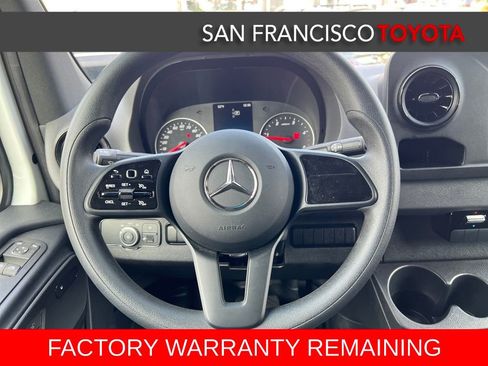 Used 2024 Mercedes-Benz Sprinter 2500 image 28