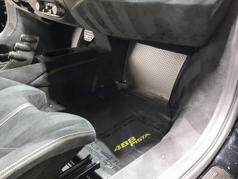 Used 2020 Ferrari 488 Pista image 67